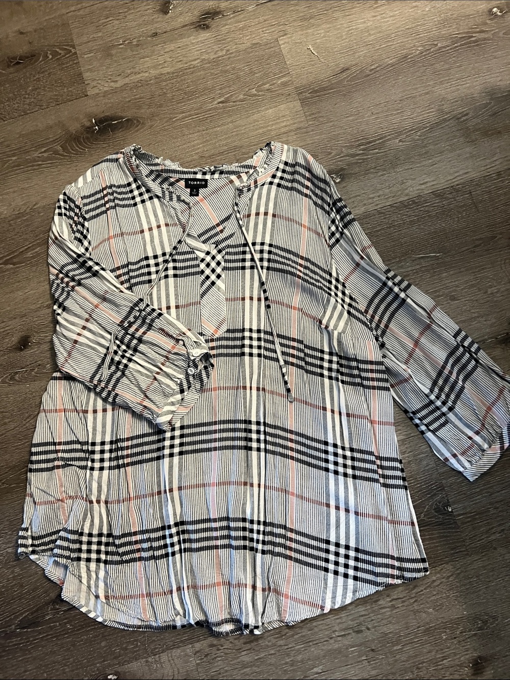 torrid White Plaid Tie-Neck Peasant Top with Black & Rust Stripes